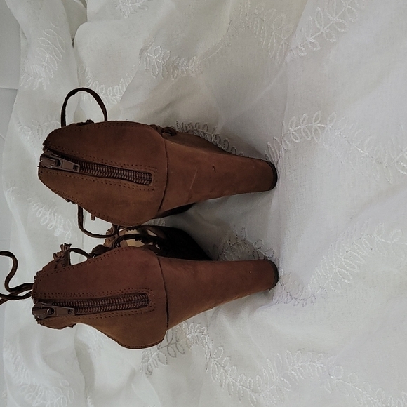 Carlos Santana Wedge Sandals Chocolate Lace Size 8 - Picture 3 of 10
